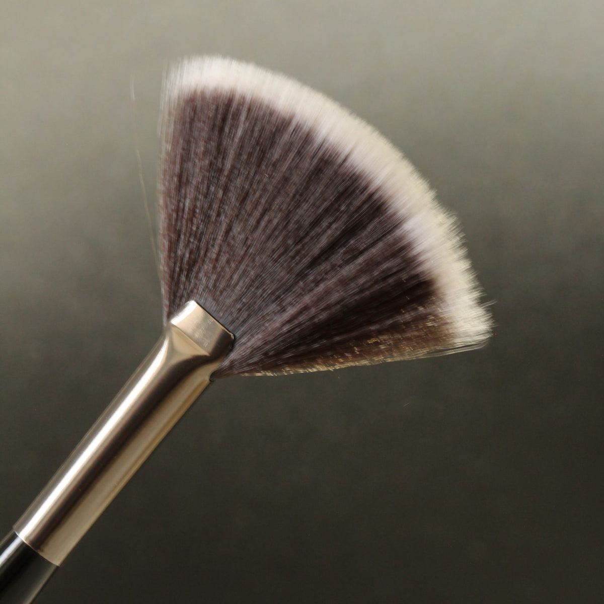 Small Fan Brush